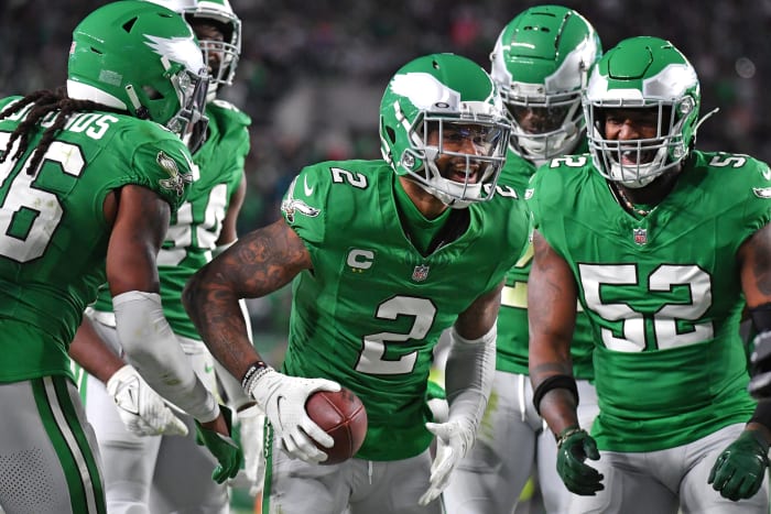 Cornerback Darius Slay and the Philadelphia Eagles will wear thier Kelly Green uniforms in Week 12.